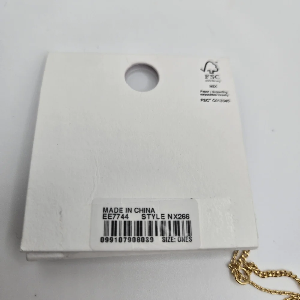 Madewell Gold Clover Coin Delicate Charm Necklace Everyday Minimalist Formal NWT - Picture 8 of 9